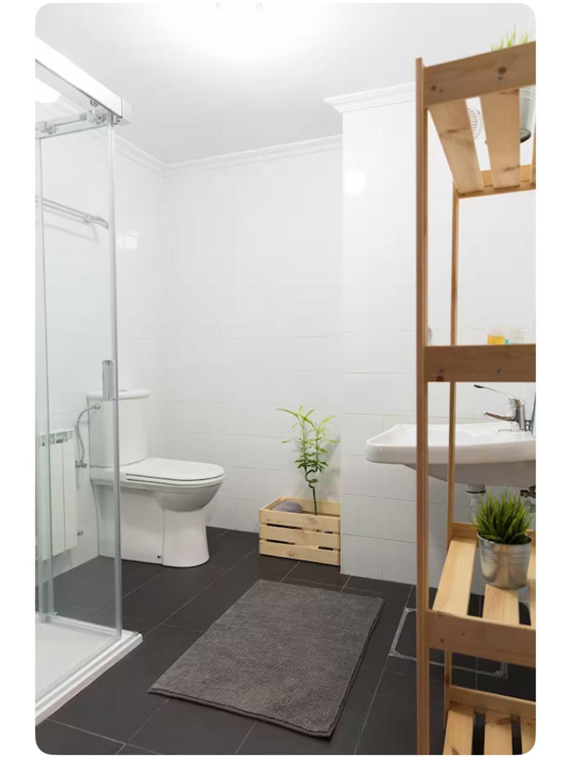 Espacio tipo estudio completo, totalmente privado e independiente Erandio Exterior foto