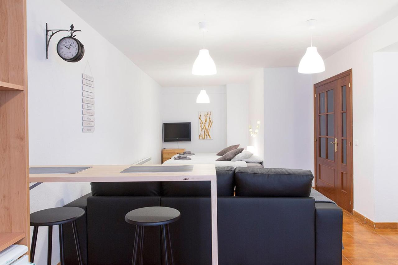 Espacio tipo estudio completo, totalmente privado e independiente Erandio Exterior foto